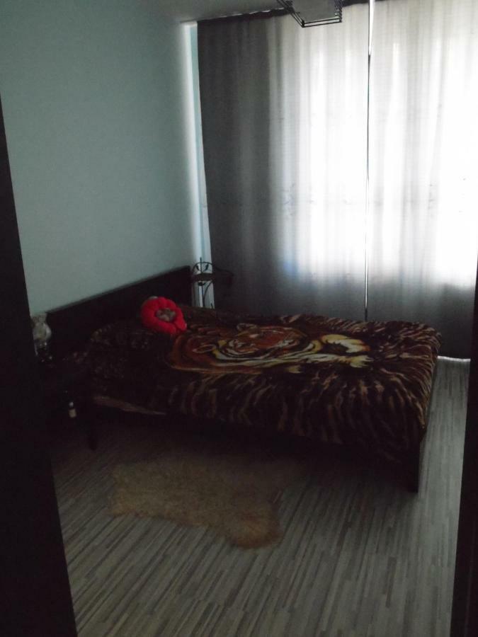Apartment Near Airport Riga Ngoại thất bức ảnh